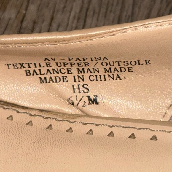 Adrienne Vittadini • Papina Slingback Pump - Picture 4 of 8